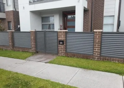 aluminium louvre fence Hurtsville