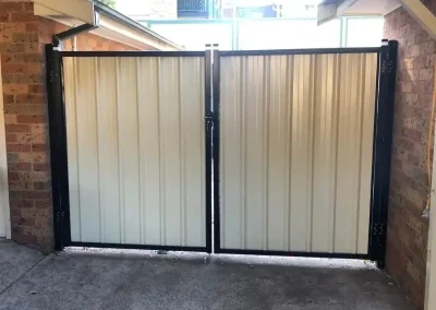 double gate installation Arncliffe