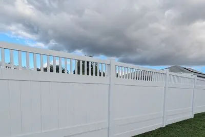 pvc hampton style fencing