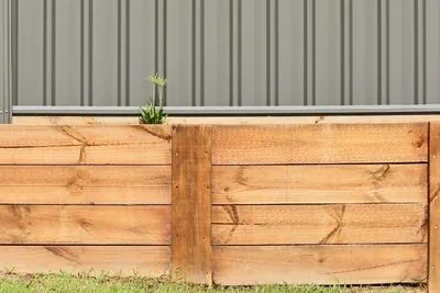 timber sleeper retaining wall